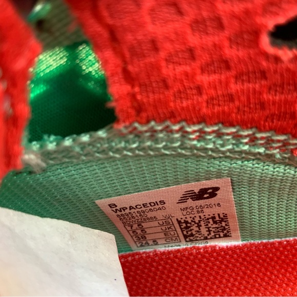 NEW Ariel runDisney New Balance women’s running shoes - Picture 14 of 15